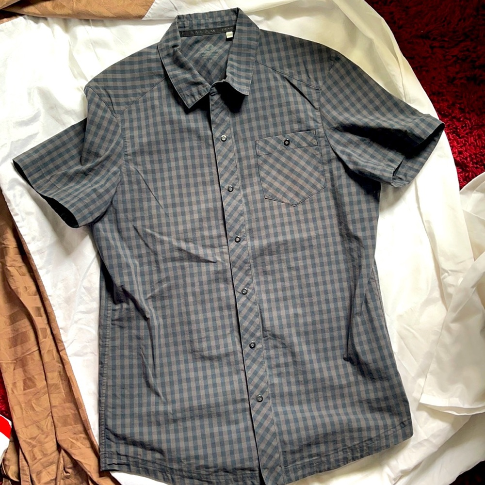 Pearl Izumi button up